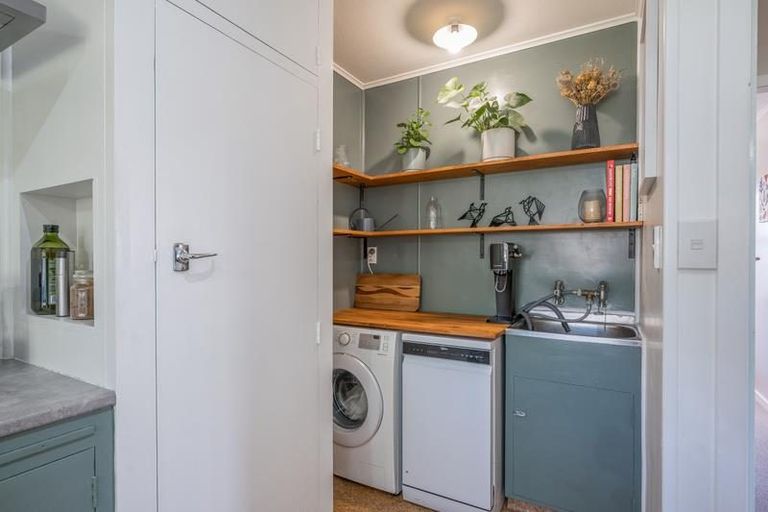 Photo of property in 1/65 Oxford Street, Richmond, 7020