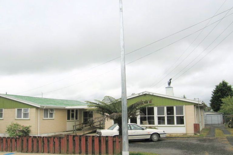 Photo of property in 60 Aorangi Road, Paeroa, 3600