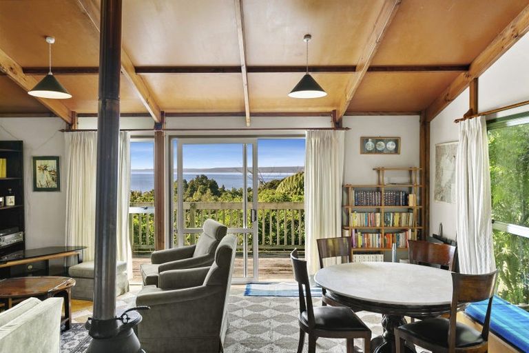 Photo of property in 20 Hauraki Terrace, Pukawa Bay, Turangi, 3381