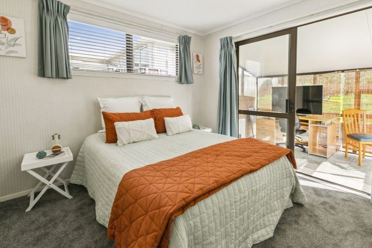 Photo of property in 365 Main Road, Tawa, Wellington, 5028