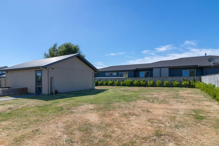 Photo of property in 136 Lisland Drive, Kinloch, Taupo, 3377