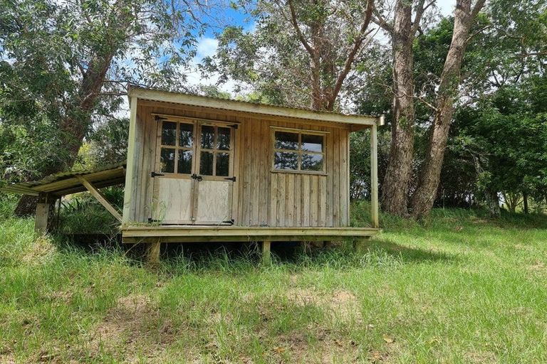 Photo of property in 437 South Road, Waipu, 0582