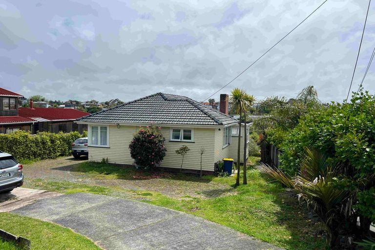 Photo of property in 10 Braemar Road, Rothesay Bay, Auckland, 0630