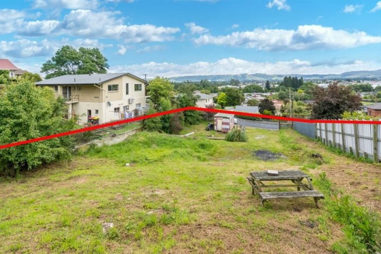 Photo of property in 32 Clyde Street, Kinmont Park, Mosgiel, 9024