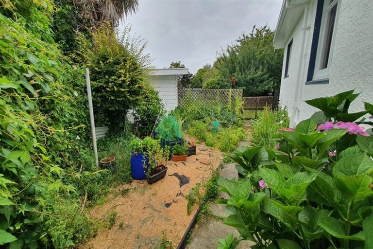 Photo of property in 61 Rhodes Street, Waimate, 7924