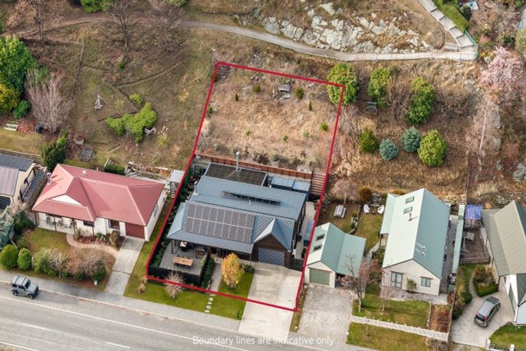 Photo of property in 41 Mcdonnell Road, Arrowtown, 9302