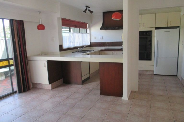 Photo of property in 12a Palm Avenue, Hokowhitu, Palmerston North, 4410