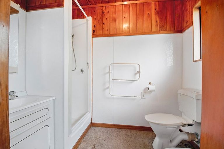 Photo of property in 83 Pipitiwai Drive, Helensville, Kaukapakapa, 0871