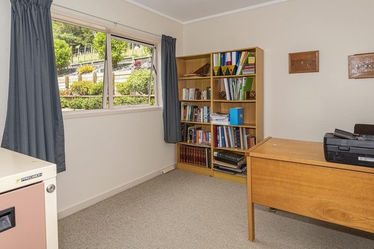 Photo of property in 29 Galliard Way, Kauri, 0185