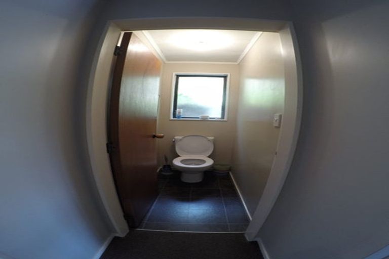 Photo of property in 10 Pump Lane, Whitby, Porirua, 5024