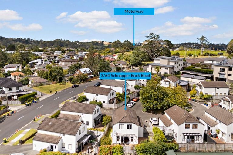Photo of property in 3/64 Schnapper Rock Road, Schnapper Rock, Auckland, 0632