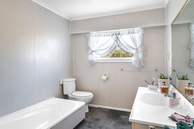 Photo of property in 255 Yarrow Street, Richmond, Invercargill, 9810