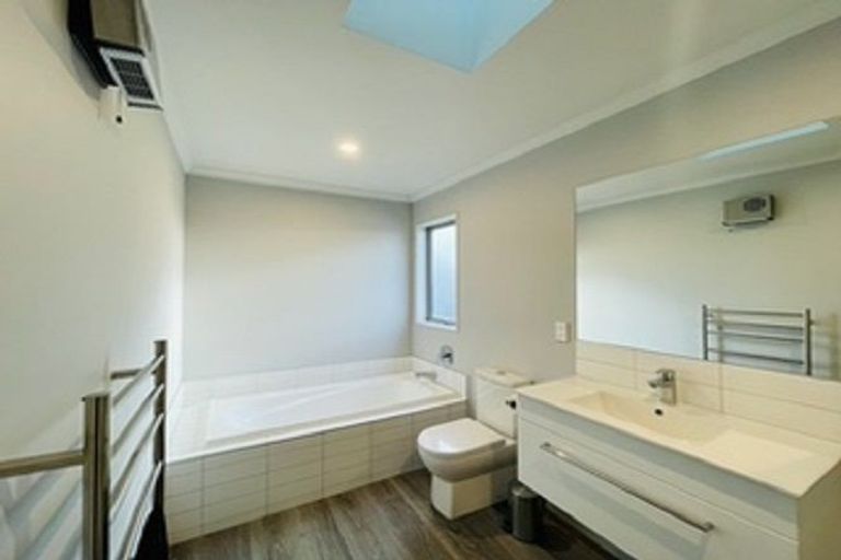 Photo of property in 52 Tippet Crescent, Wigram, Christchurch, 8025