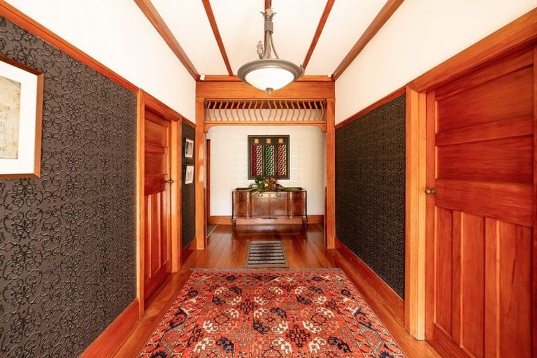 Photo of property in 28 Muri Road, Pukerua Bay, 5026