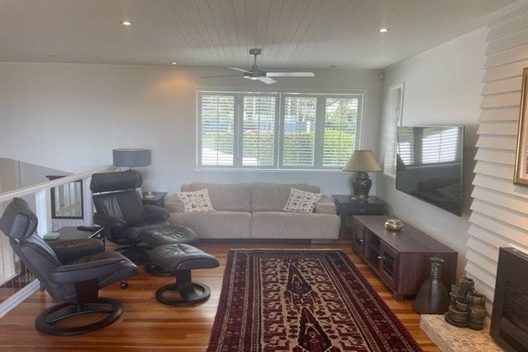 Photo of property in 1/13 Prospect Terrace, Milford, Auckland, 0620