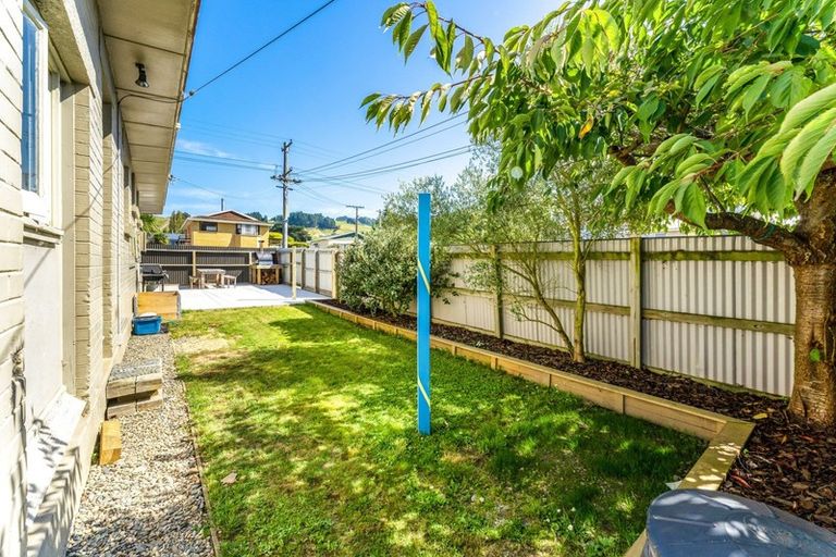 Photo of property in 10 Hall Road, Sawyers Bay, Port Chalmers, 9023