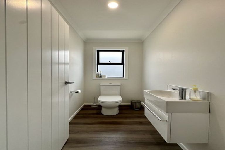 Photo of property in 29 Cynisca Crescent, Wallaceville, Upper Hutt, 5018