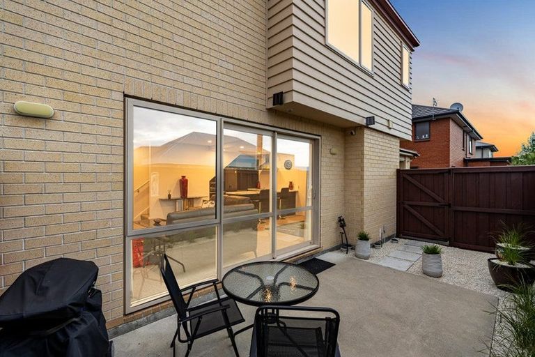 Photo of property in 74a Packe Street, Edgeware, Christchurch, 8013
