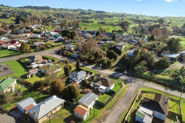 Photo of property in 8 Huia Street, Piopio, 3912