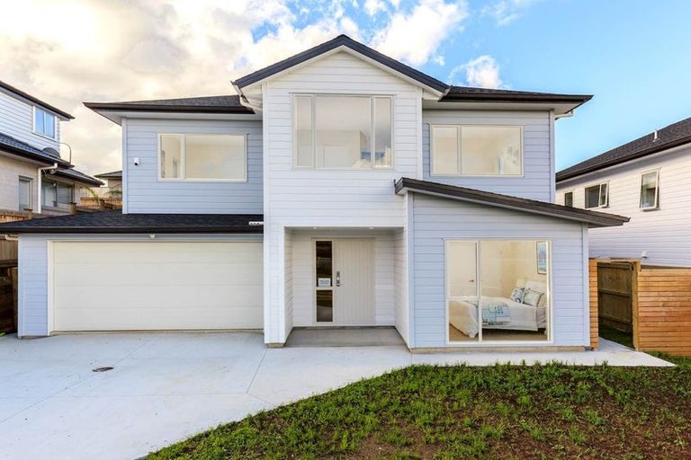 Photo of property in 4 Regis Park Drive, Pukekohe, 2120