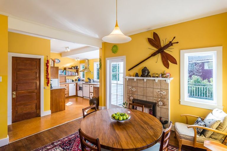 Photo of property in 20 Milne Terrace, Island Bay, Wellington, 6023