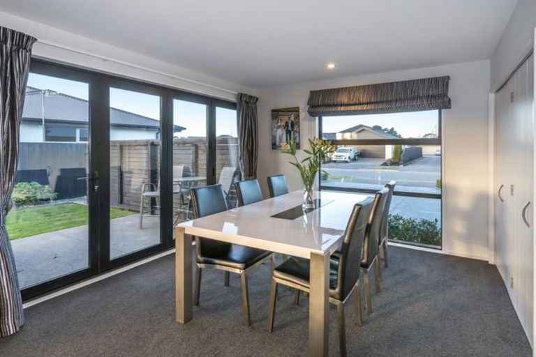 Photo of property in 41 Te Whenu Crescent, Marshland, Christchurch, 8083