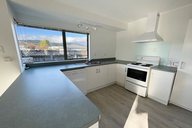 Photo of property in 35 Makarini Street, Paraparaumu, 5032