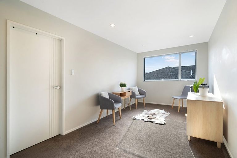 Photo of property in 133h Connell Street, Blockhouse Bay, Auckland, 0600