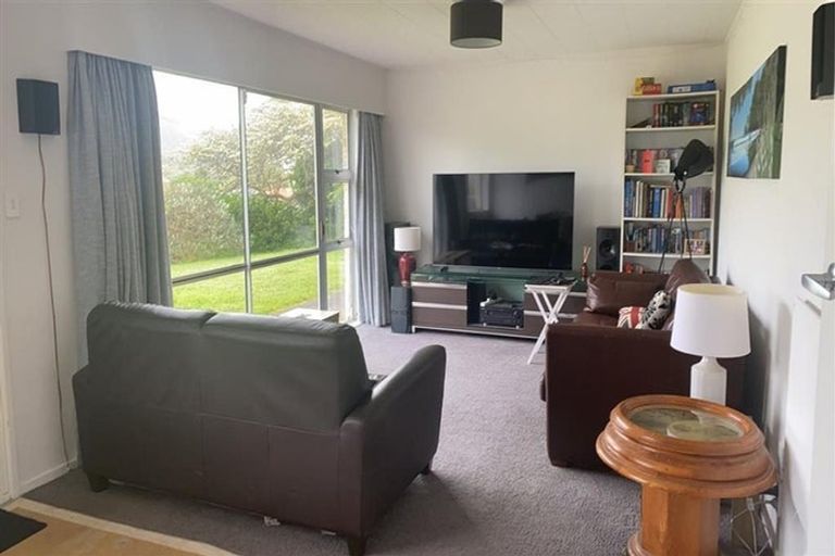 Photo of property in 105a-b Hillcrest Road, Raumati Beach, Paraparaumu, 5032