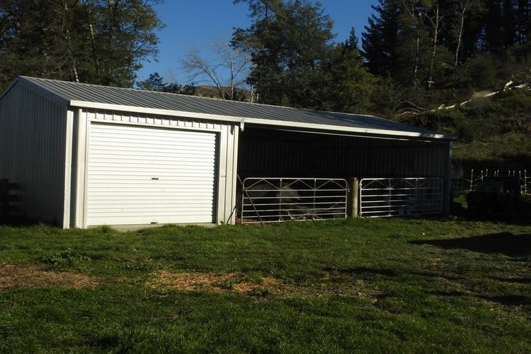 Photo of property in 1686 Waingake Road, Waingake, Manutuke, 4078