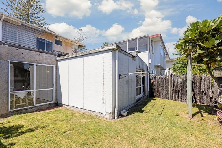 Photo of property in 473 Marine Parade, Napier South, Napier, 4110