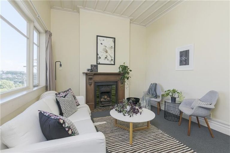 Photo of property in 30 Potatau Street, Grey Lynn, Auckland, 1021