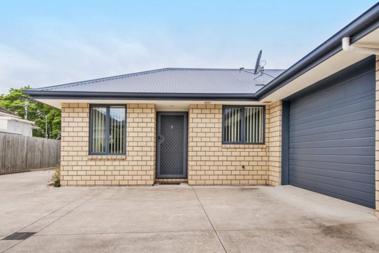 Photo of property in 2/285 Barrington Street, Spreydon, Christchurch, 8024