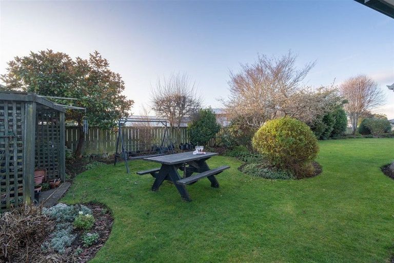 Photo of property in 8 Melland Place, Te Anau, 9600