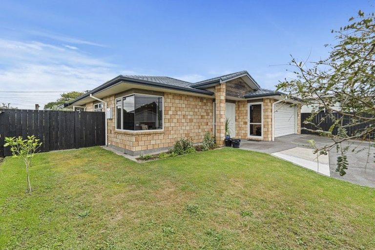 Photo of property in 379 Carrington Street, Upper Vogeltown, New Plymouth, 4310
