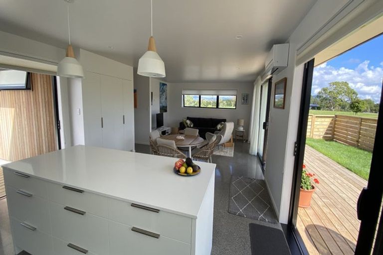 Photo of property in 1 Cherry Tree Lane, Glenbervie, 0173