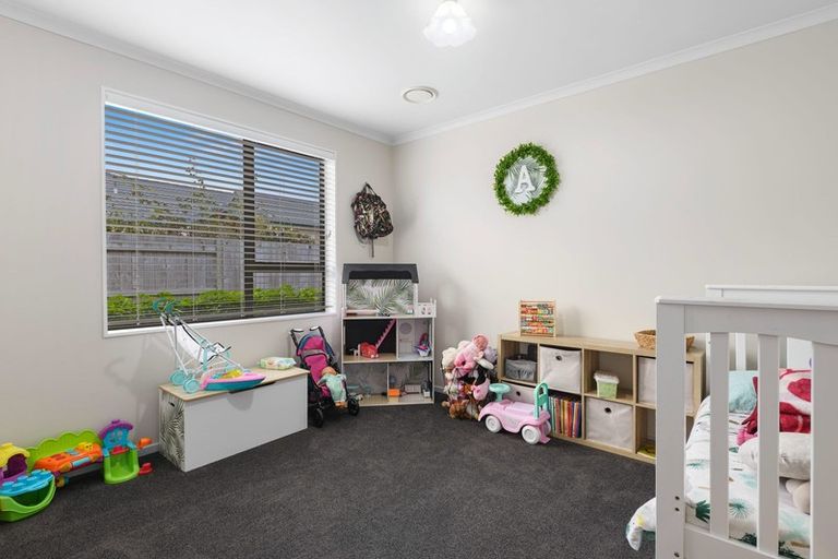 Photo of property in 9 Mccahon Drive, Pukehangi, Rotorua, 3015