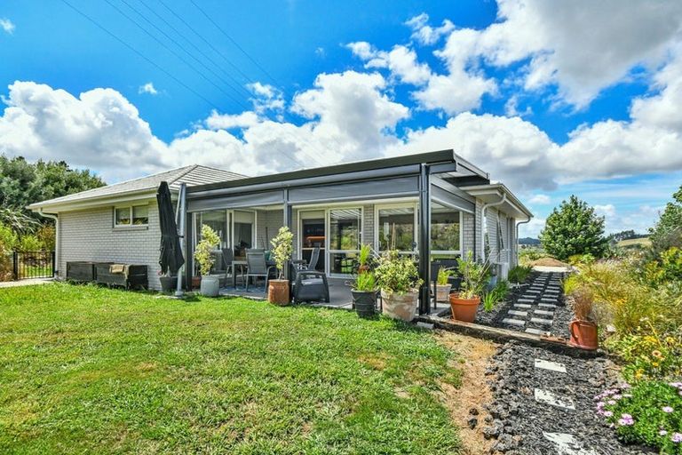 Photo of property in 11 Peet Row, Pokeno, 2471