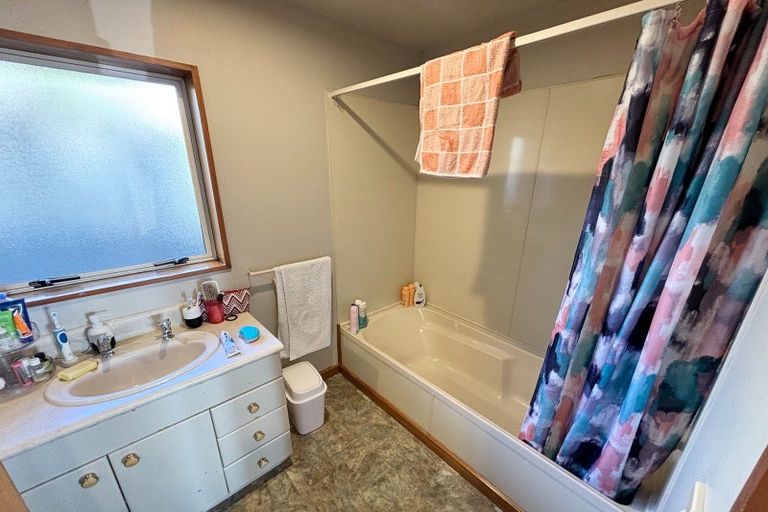 Photo of property in 3/3 Kiteroa Place, Cashmere, Christchurch, 8022