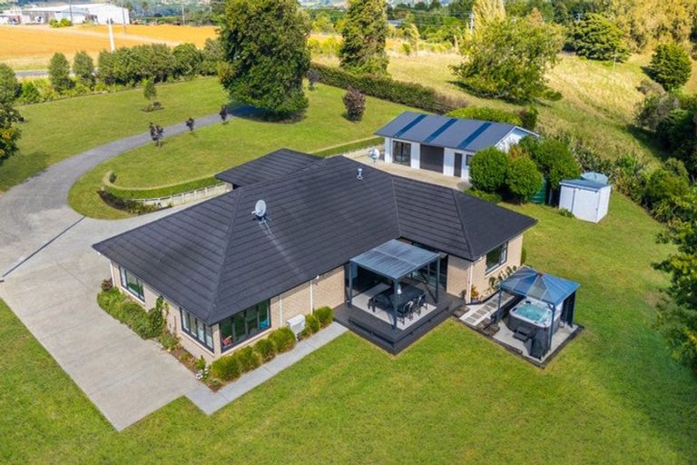 Photo of property in 1518 Great South Road, Ramarama, Drury, 2579