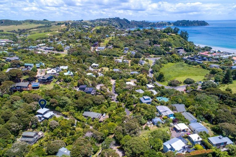 Photo of property in 18 Victoria Road South, Onetangi, Waiheke Island, 1081