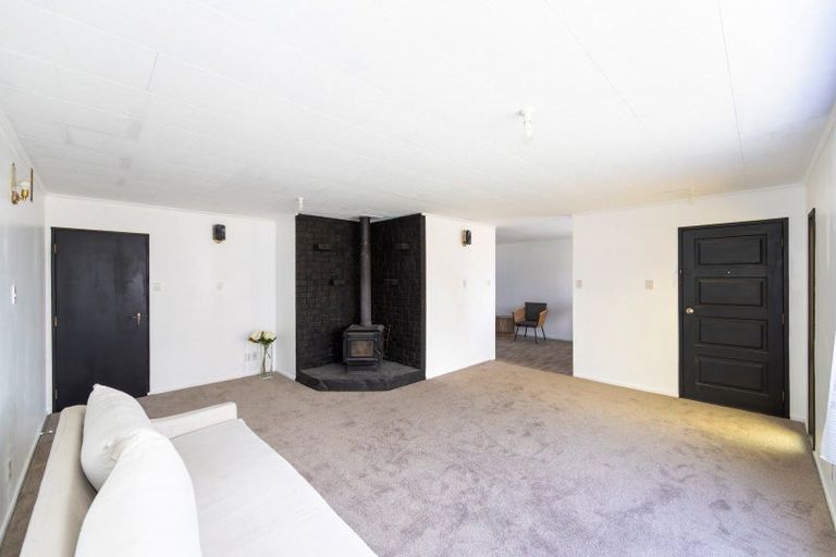 Photo of property in 230 Flaxmere Avenue, Flaxmere, Hastings, 4120