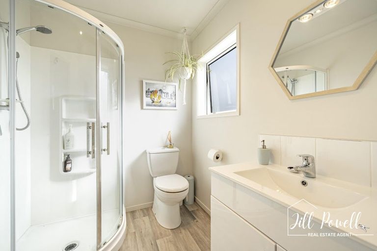 Photo of property in 611 Bickerstaffe Road, Maungaturoto, 0587