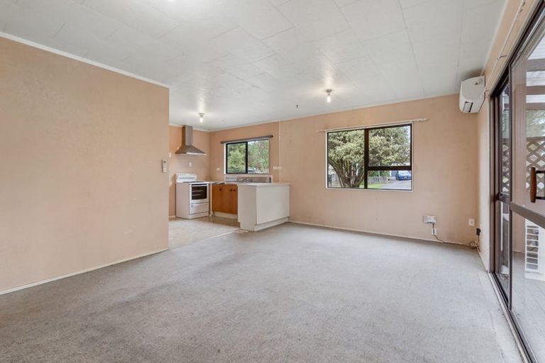 Photo of property in 130 Paramount Parade, Tikipunga, Whangarei, 0112