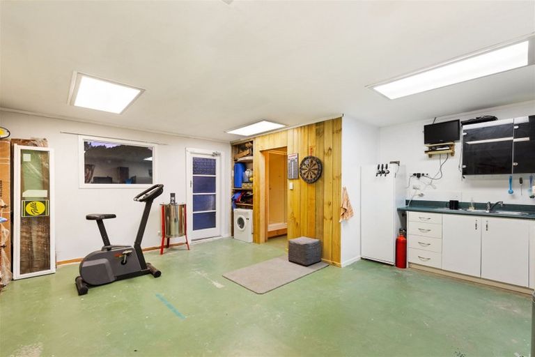 Photo of property in 176 Wishart Road, Helensville, 0875