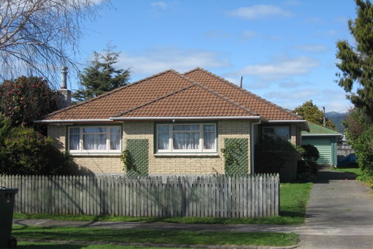 Photo of property in 26 Bowen Street, Levin, 5510
