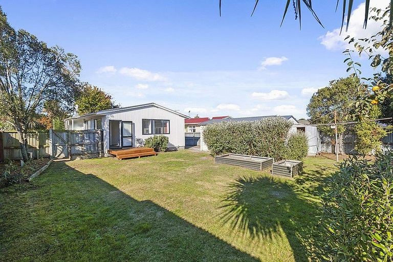 Photo of property in 16 Joy Street, Shirley, Christchurch, 8061