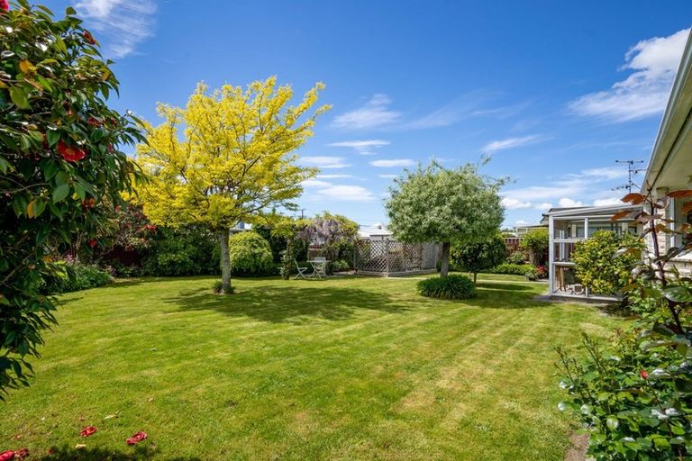 Photo of property in 23 Lowes Place, Solway, Masterton, 5810