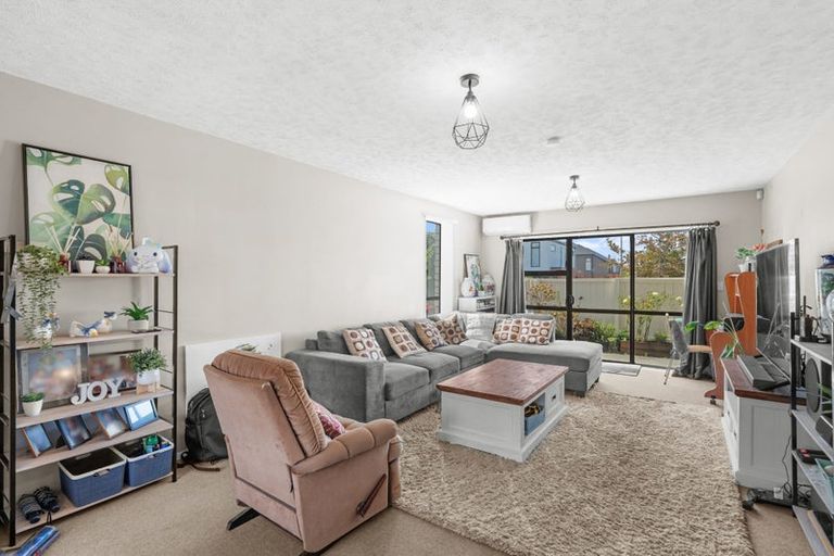 Photo of property in 2/41 Picton Avenue, Riccarton, Christchurch, 8011