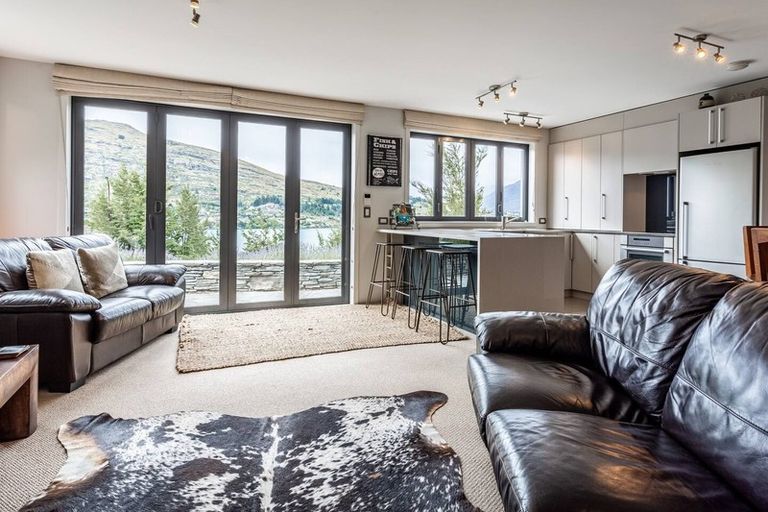 Photo of property in 3 De La Mare Place, Frankton, Queenstown, 9300